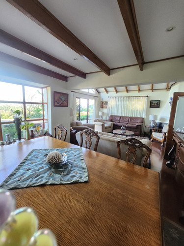 Broker Almendros Espectacular 5d-4b-sala Estar - Piscina