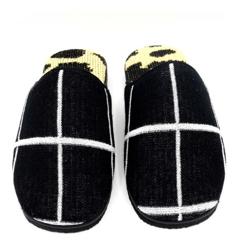 Imagen 4 de 5 de Pantuflas Papel De Punto. Edición Limitada. 38 Pares.