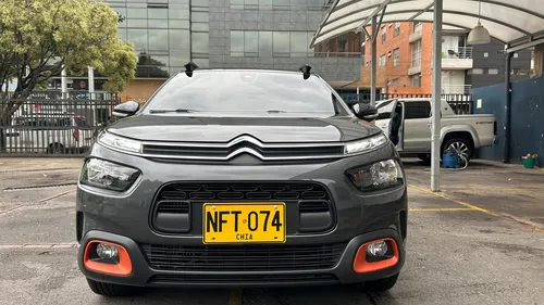 Citroën C4 Cactus 1.6 Shine Turbo Aut