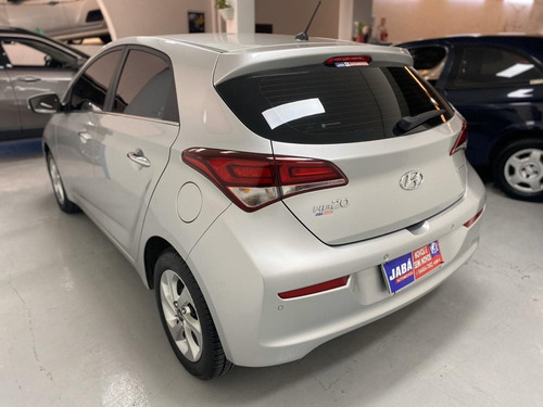 Hyundai Hb20 1.6 Premium 16v Flex 4p Automático