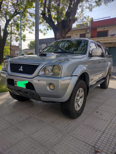 Mitsubishi L200 2.5 Sport Hpe D/cab 4x4