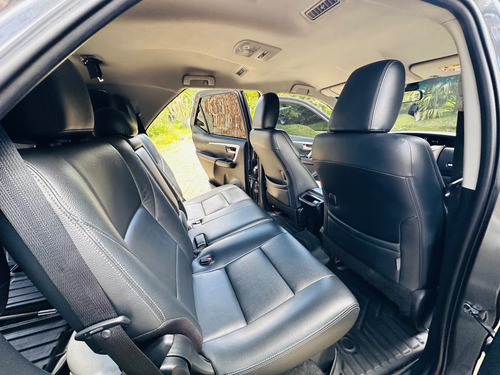 Toyota Fortuner 2.4 Street At 7As