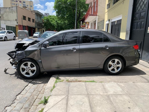 Imagen 2 de 15 de Toyota Corolla Xei 1.8 At 4p 2011 - Chocado -