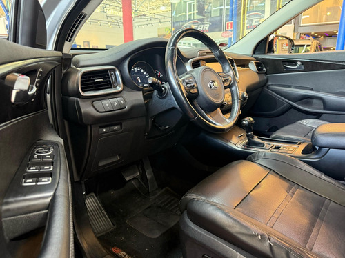 Kia Sorento 3.3 V6 EX 7L
