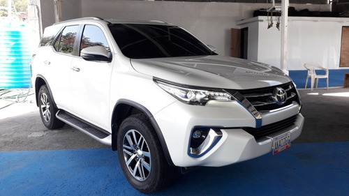 Imagen 2 de 9 de Toyota Fortuner