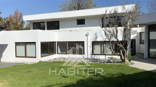 Exclusiva Casa En Venta 5d Cerca Sport Francés En Vitacura