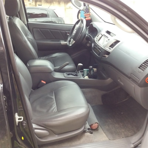 Toyota Hilux Srv Ano 2013 Automática