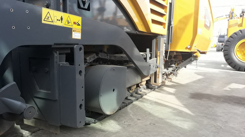Pavimentadora Xcmg Rp603