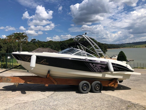Imagem 7 de 15 de Lancha Bayliner 25 Pés