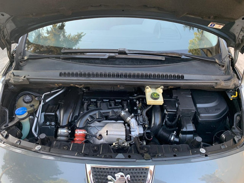 Peugeot 3008 1,6 Thp Premium 2010