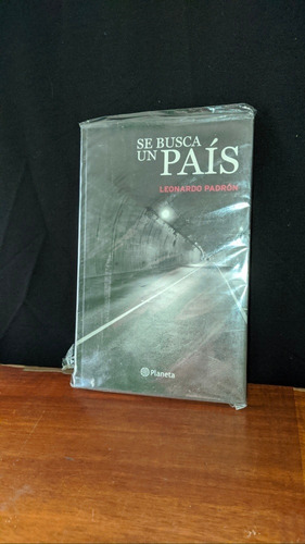 Libro, Se Busca Un País - Leonardo Padron