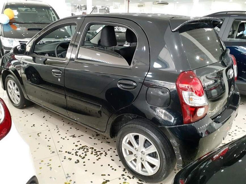Imagem 3 de 12 de Etios 1.5 X Plus 16v Flex 4p Automático