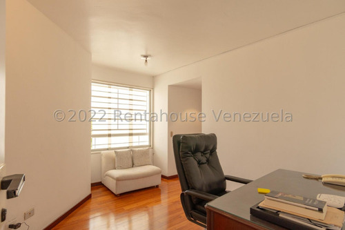 Imagen 13 de 27 de Ls Vende Apartamento Colinas De Valle Arriba