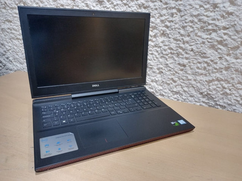 Laptop Dell Inspiron 15 7000, Intel I7, 8gb Ram, Gtx 1050ti Negro (Usado)
