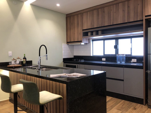 Vendo Casa Amoblada Con Piscina En El Barrio Kennedy: 3 Habitaciones Y 3 Baños