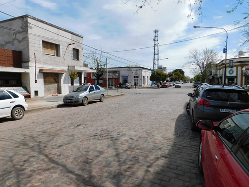 En Venta Casa Para Refaccionar En El Centro De Chascomus Atencion Inversinistas