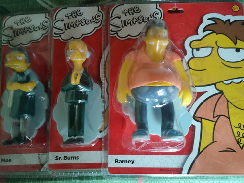 Tres Figuras De Los Simpsons 