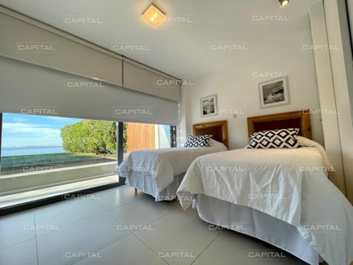 Oportunidad Apartamento En Venta De Dos Dormitorios Con Jardín De Uso Exclusivo En Punta Ballena- Ref: 31068