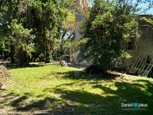 Daniel Jakus Vende Lote Con Casa A Reciclar. Ideal Desarrollo Comercial O Habitacional Sobre Avenida 7 514 Y 515 Ringuelet La Plata Oportunidad!