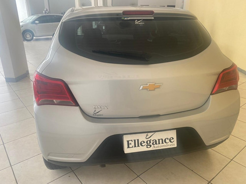Chevrolet Onix Advantage 1.4 2019 Automático