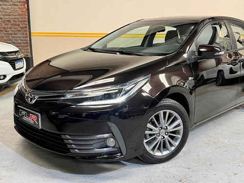 Imagen 3 de 17 de Toyota Corolla 2017 1.8 Xei Mt 140cv