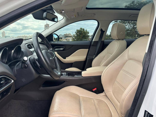 Jaguar F-PACE JAGUAR I/JAG FPACE 20TD PRESTIG 2018