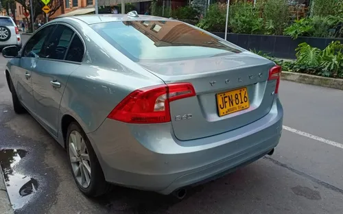 Volvo S60 2.0 T4 Drive-e R-design