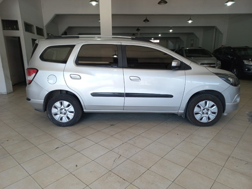 Imagen 9 de 15 de Chevrolet Spin Lt