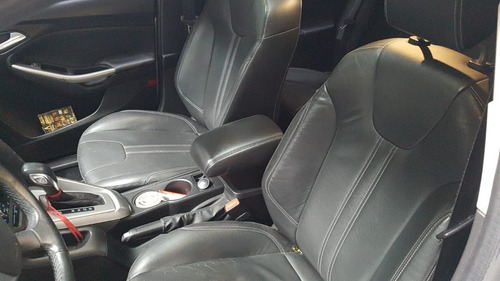 Imagen 3 de 15 de Ford Focus Iii 2014 2.0 Sedan Se Plus At6 Automatico Gris