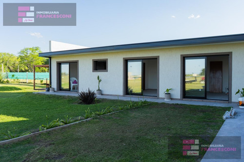 Imagen 5 de 26 de Casa - La Plata
