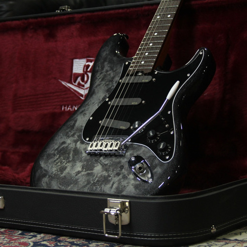 Guitarra Studebaker Sky Hawk Pro Emg Black Onix + Hard Case