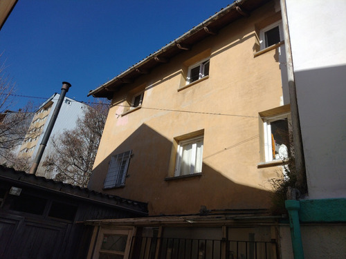 Propiedad Céntrica Con Antiguo Edificio De Renta, Lote Apto Para Nuevo Edificio De Departamentos, Servicios Conectados De Agua, Luz Y Gas.