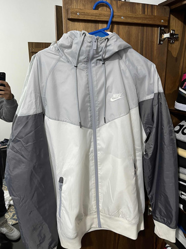 Campera Nike Windrunner Nylon Deportiva 