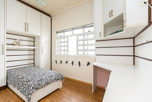 Imagem 27 de 30 de Casa, 4 Quartos (uma Suíte) - Tingui - 50039