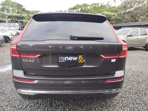 Volvo Xc60 Recharge Awd 80kms Autono 2023 Gris Platin Ltp566