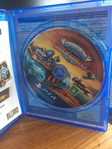 Skylanders Super Chargers Starter Pack Ps4