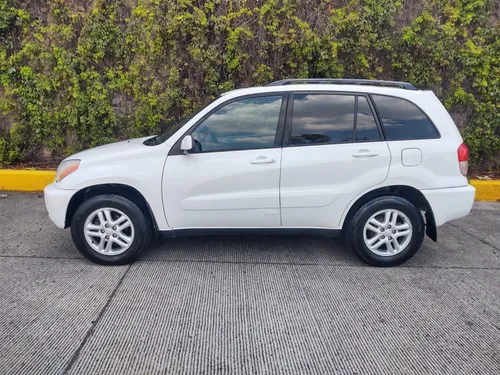 Toyota RAV4 2.4 Limited Mt
