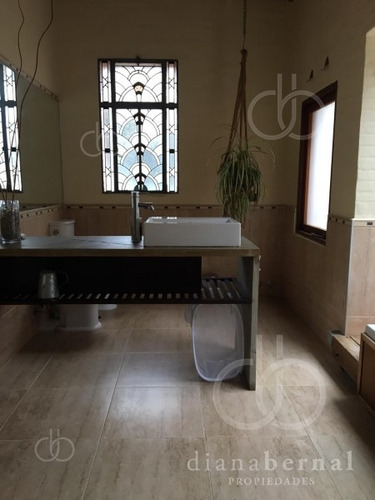 Imagen 26 de 30 de Punta Del Este, Barrio Privado, 700 M2 Construidos.- Ref: 54308