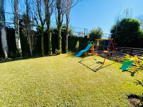 Imagen 23 de 27 de Casa En Venta En La Escondida! Muy Buen Acceso, Super Amplia Y Con Piscina!
