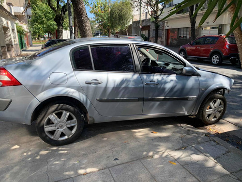 Renault Chocado Megane 2 1.6 Confort Andando Poco Choque