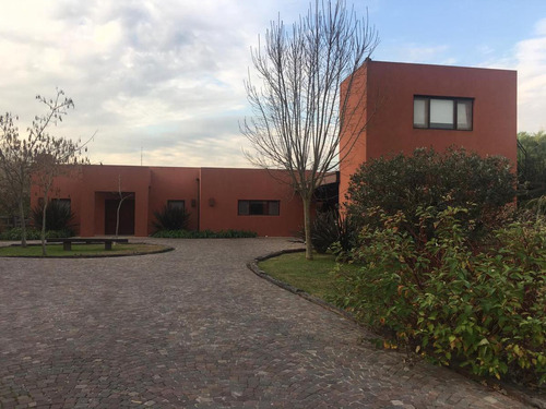 Casa En Venta En Estancias Del Pilar