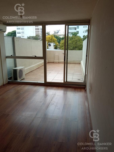 Apartamento Monoambiente Con Patio En Alquiler Punta Carretas