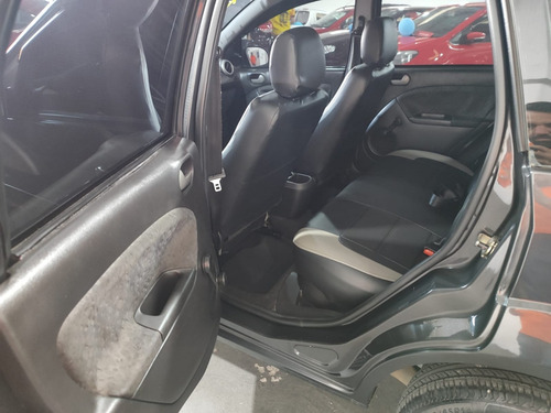 Ford Fiesta 1.6 MPI CLASS HATCH 8V FLEX 4P MANUAL