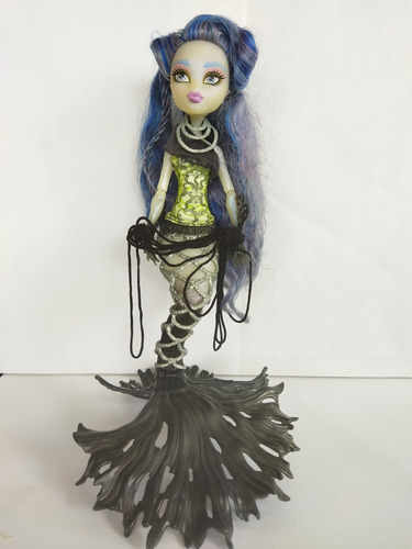 Monster High Sirena Von Boo Fantasma Cola Negra Collar 2013
