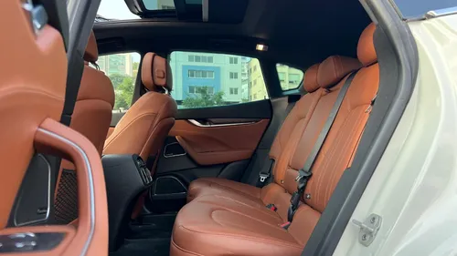 Maserati Levante Hybrid 2023
