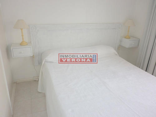 Apartamento En Brava - Punta Del Este- Ref: 6918