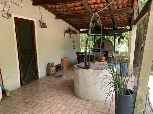 Vendo Muy Linda Chacra Con 3 Casas, 2 Galpones Y Un Parque Arbolado Único!!!!!!!!!!