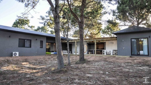 Casa En Alquiler Por Temporada De 4 Dormitorios En Pinar Del Faro