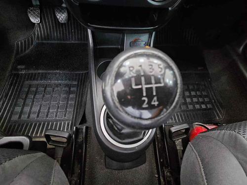 Volkswagen Fox 1.0 MI PLUS 8V FLEX 4P MANUAL