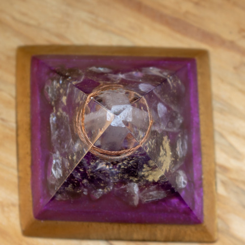 Orgonite De Ametista Transmutação E Poder Da Chama Violeta